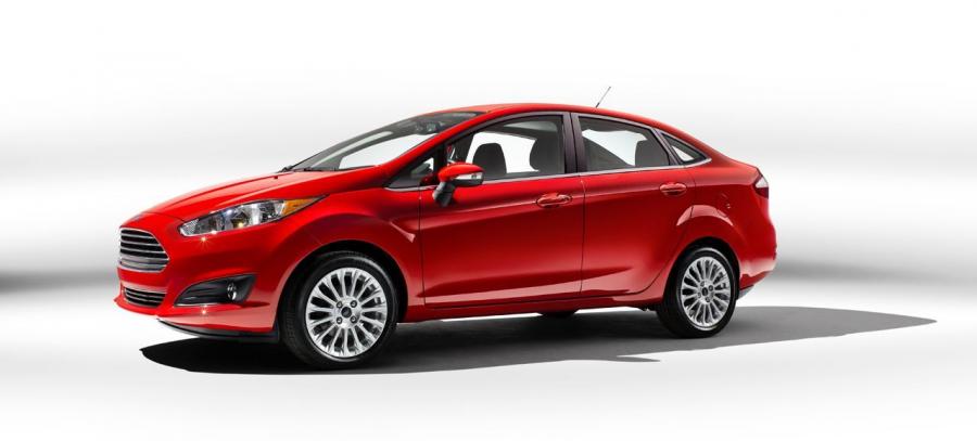  Ford Fiesta Sedan 2013 года  (фото 6 из 12)